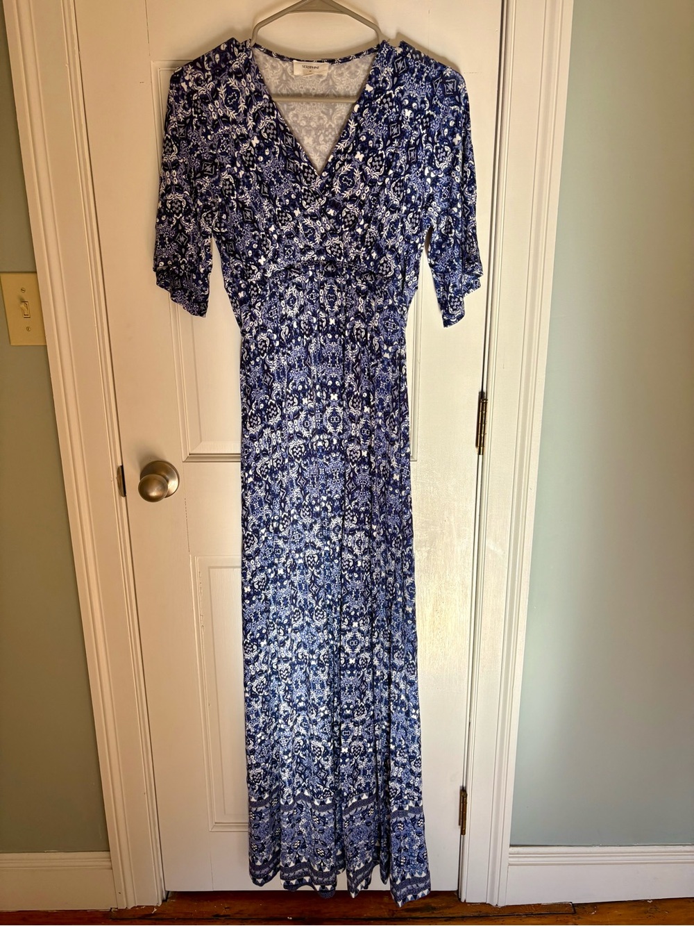 Seraphine Maternity Blue White Floral Maxi Dress Size XS